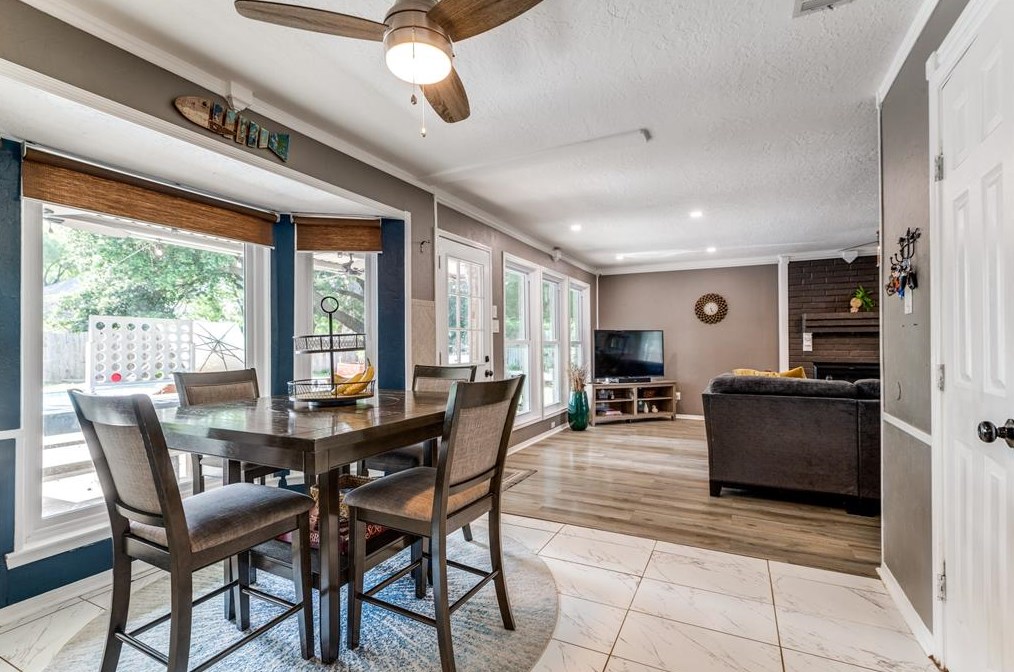 10414 Cres Moon Dr, Houston TX  77064-5519 exterior