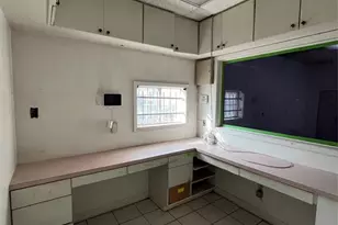 1806 Clinton Dr, Houston, TX 77547 - Photo 9