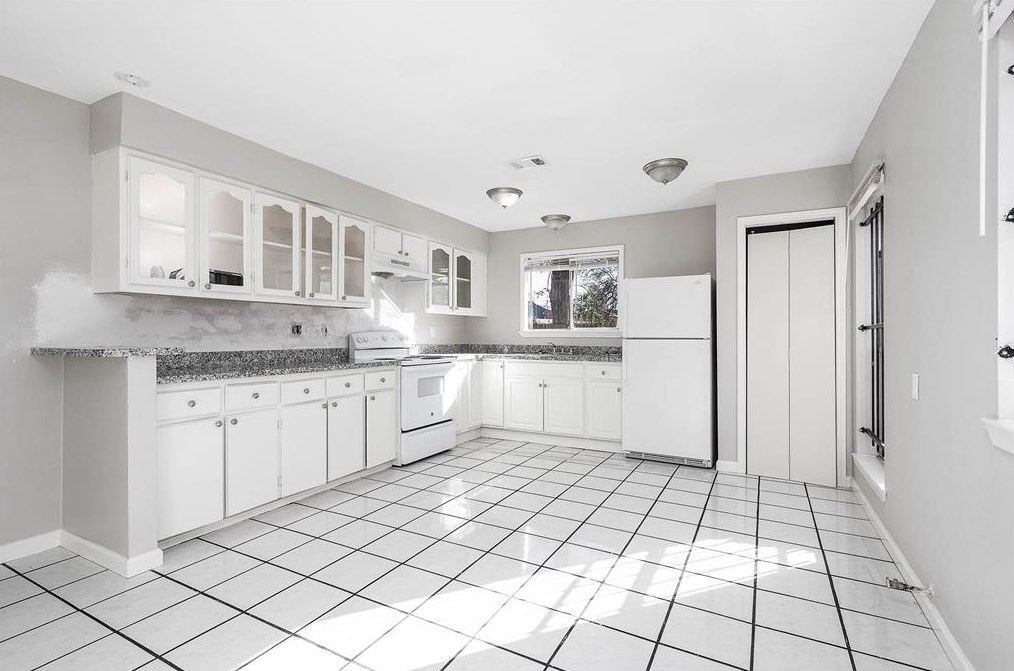 13438 Thorntree Dr, Houston TX  77015-1361 exterior