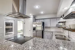 15 Waters Edge St, Conroe, TX 77356 - Photo 45