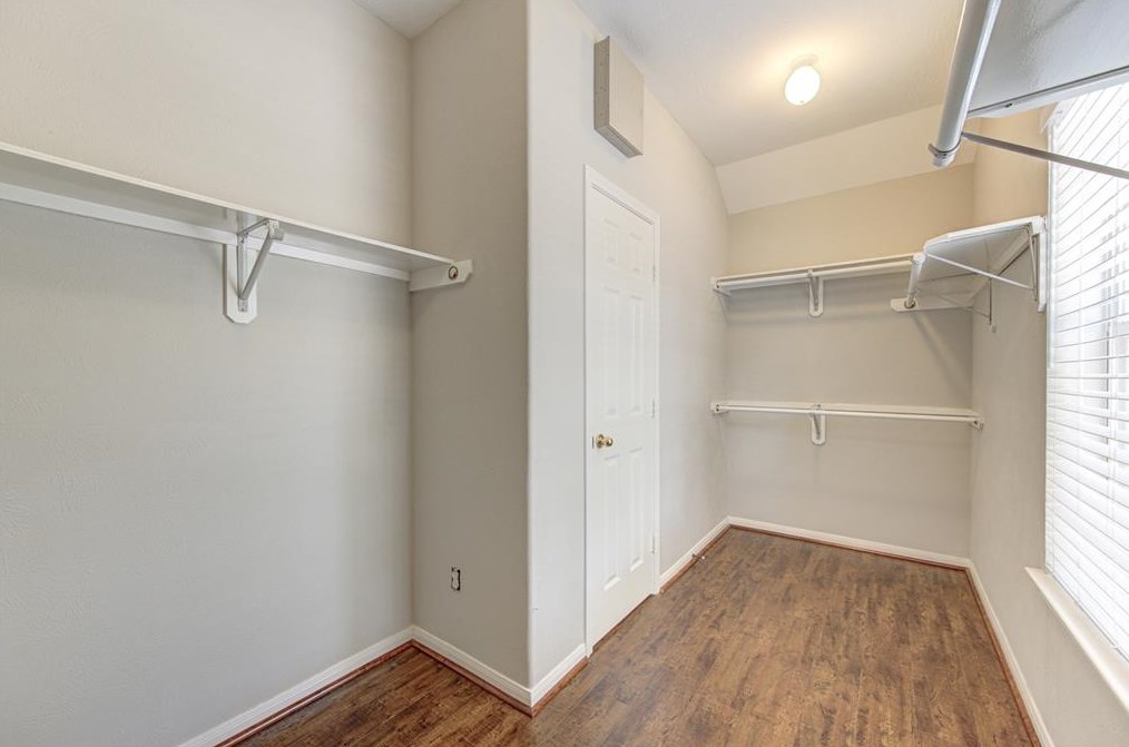 6331 Rexton Dr, Houston TX  77084-8511 exterior