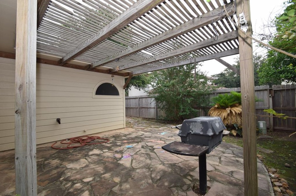 1519 Brk Grv Dr, Katy TX  77450-5864 exterior