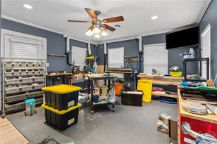 2602 Gerol Ct, Galveston, TX 77551 - Photo 11