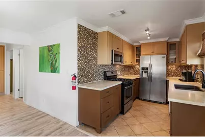 726 91st Street, Galveston, TX 77554 - Photo 7