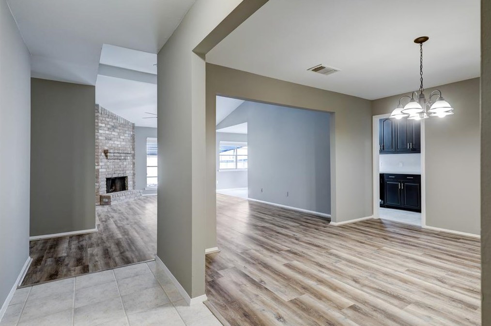 25110 Lynbriar Ln, Spring TX  77373-6041 exterior