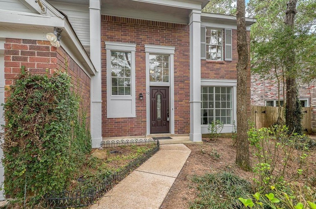 10 Summithill Pl, Spring TX  77381-4453 exterior