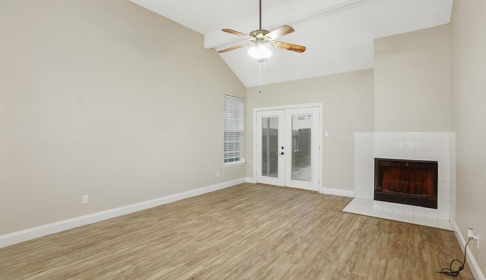 8019 Log Holw Dr, Houston TX  77040-1808 exterior