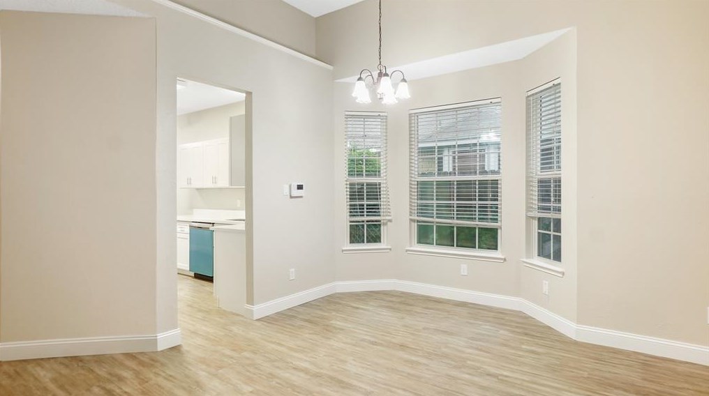 8019 Log Holw Dr, Houston TX  77040-1808 exterior