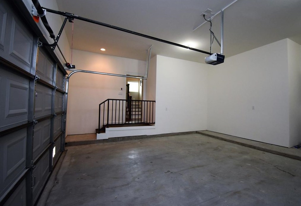 919 17th St, Houston TX  77008-3434 exterior