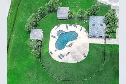 18802 Shaman Drive, Galveston, TX 77554 - Photo 7