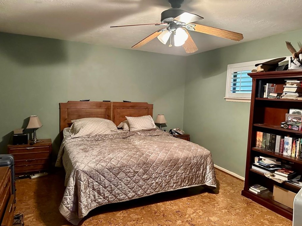 13939 Kingsride Ln, Houston TX  77079-3314 exterior