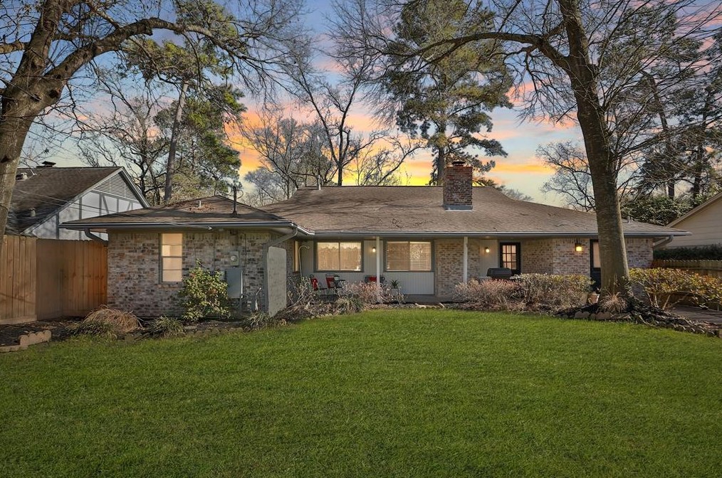 222 Leaflet Ln, Spring TX  77388-5958 exterior