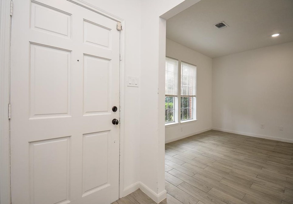 1510 Plumwood Dr, Houston TX  77014-2648 exterior