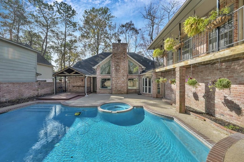 11622 Normont Dr, Houston TX  77070-2951 exterior