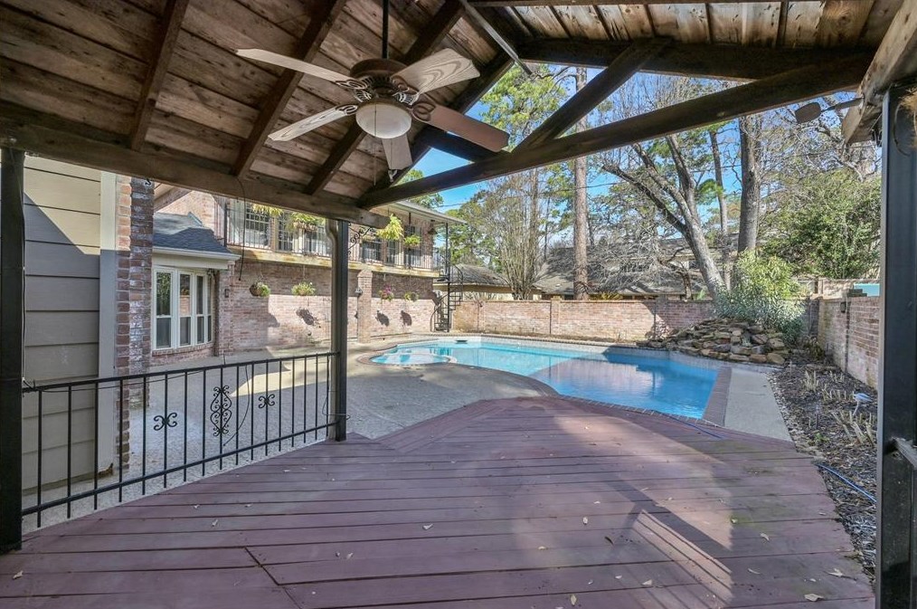 11622 Normont Dr, Houston TX  77070-2951 exterior
