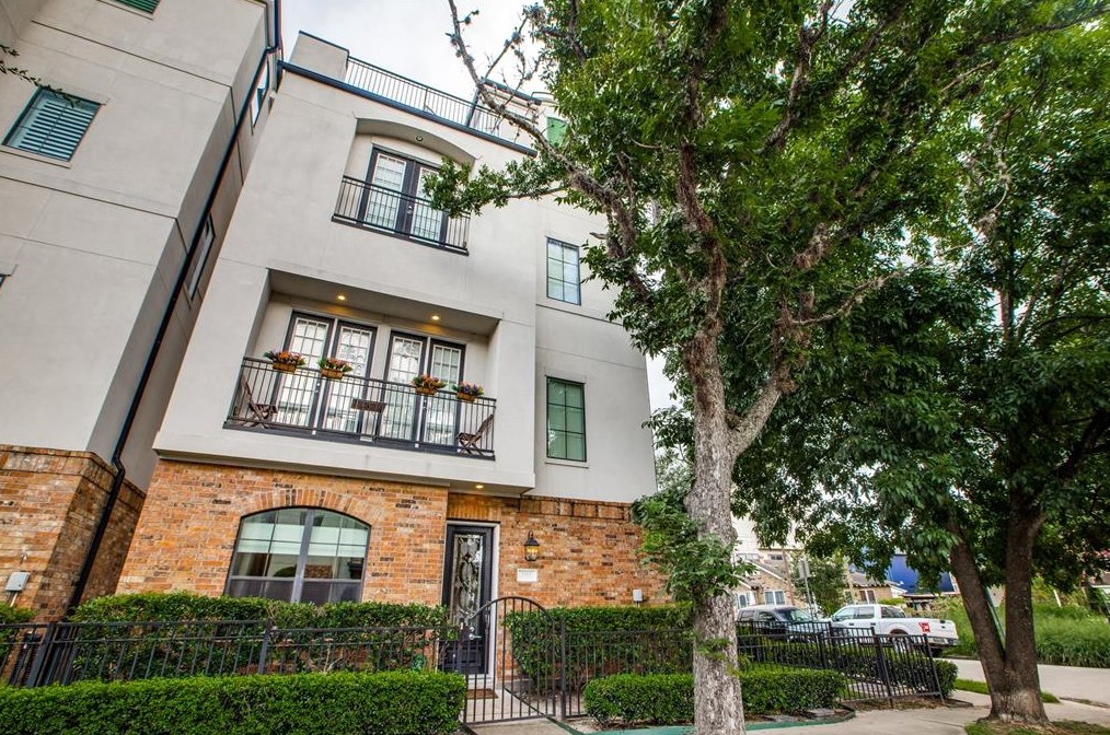 1513 Utah St, Houston TX  77007-3051 exterior