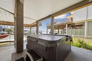 130 Majuro Dr, Tiki Island, TX 77554 - Photo 29