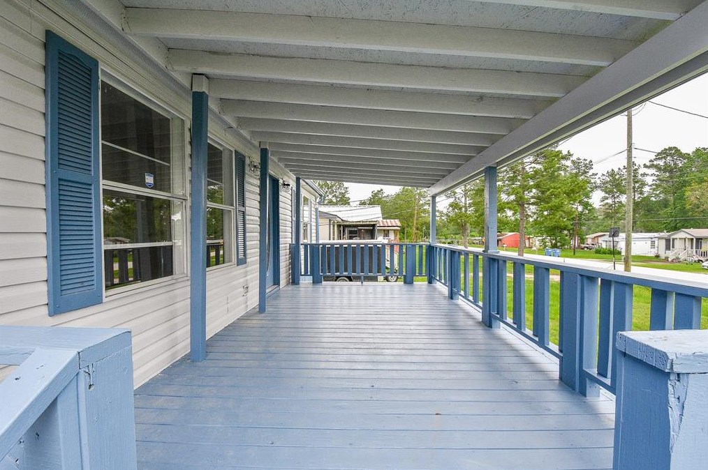 12751 Roy Harris Loop, Conroe TX  77306-6607 exterior