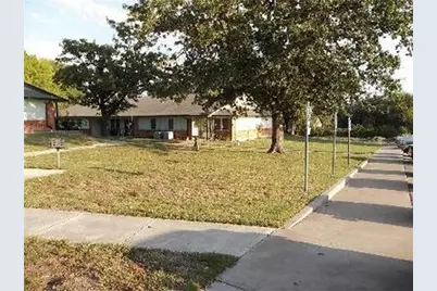 201 Las Bresas Street, Azle, TX 76020 - Photo 1