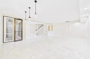 7608 Del Monte Dr, Houston, TX 77063 - Photo 15