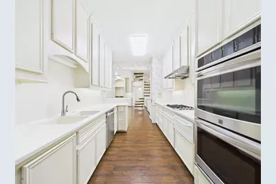 7608 Del Monte Drive, Houston, TX 77063 - Photo 19