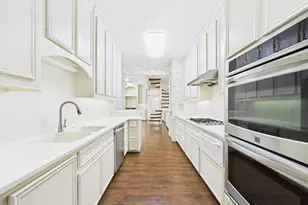 7608 Del Monte Dr, Houston, TX 77063 - Photo 19