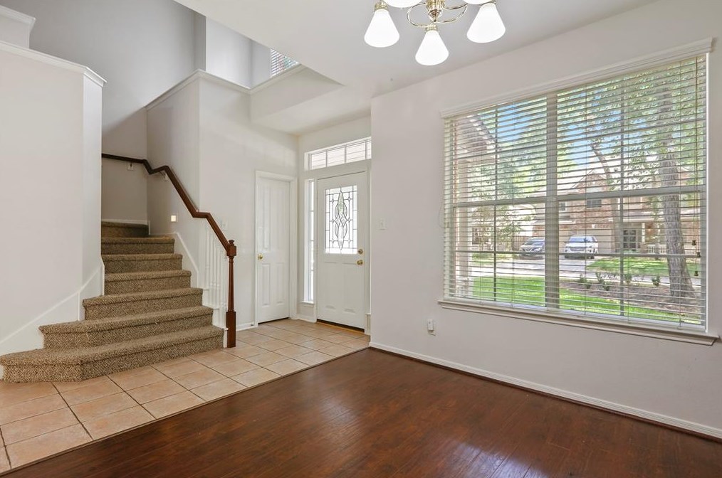 106 Apple Springs Cir, Spring TX  77382-5743 exterior