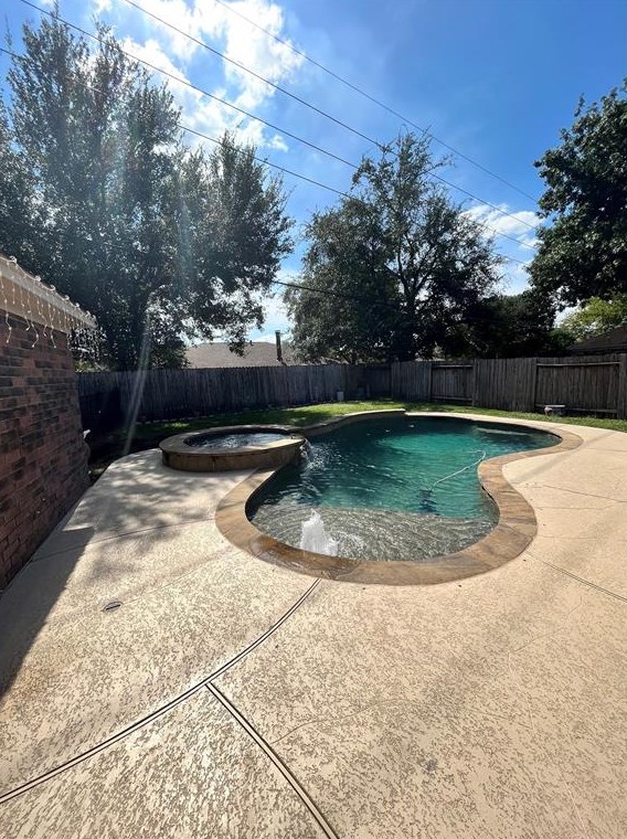 7318 Dogwood Fls Rd, Houston TX  77095-4191 exterior