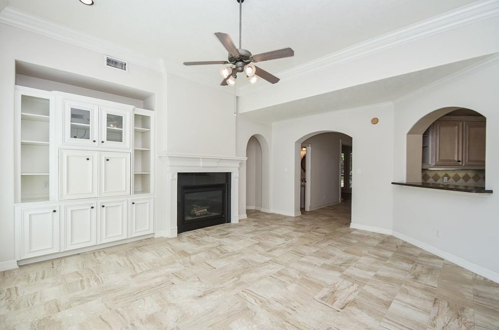 8522 Ivy Fls Ct, Houston TX  77040-1122 exterior