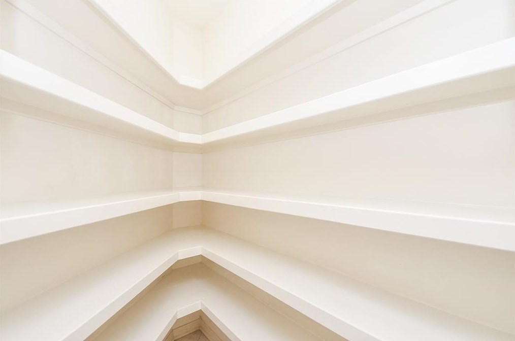 8522 Ivy Fls Ct, Houston TX  77040-1122 exterior