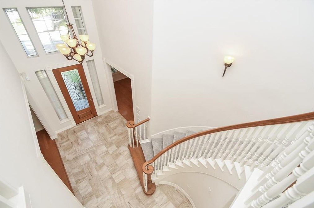 8522 Ivy Fls Ct, Houston TX  77040-1122 exterior