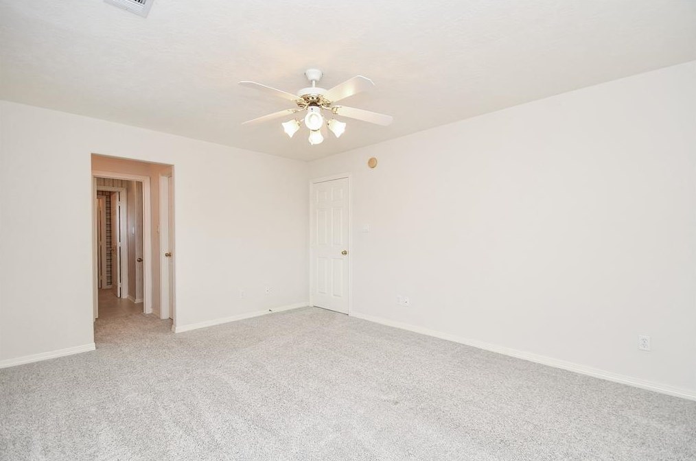 8522 Ivy Fls Ct, Houston TX  77040-1122 exterior