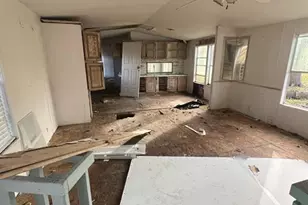 4922 Blackberry Ln, Old River Winfree, TX 77535 - Photo 5