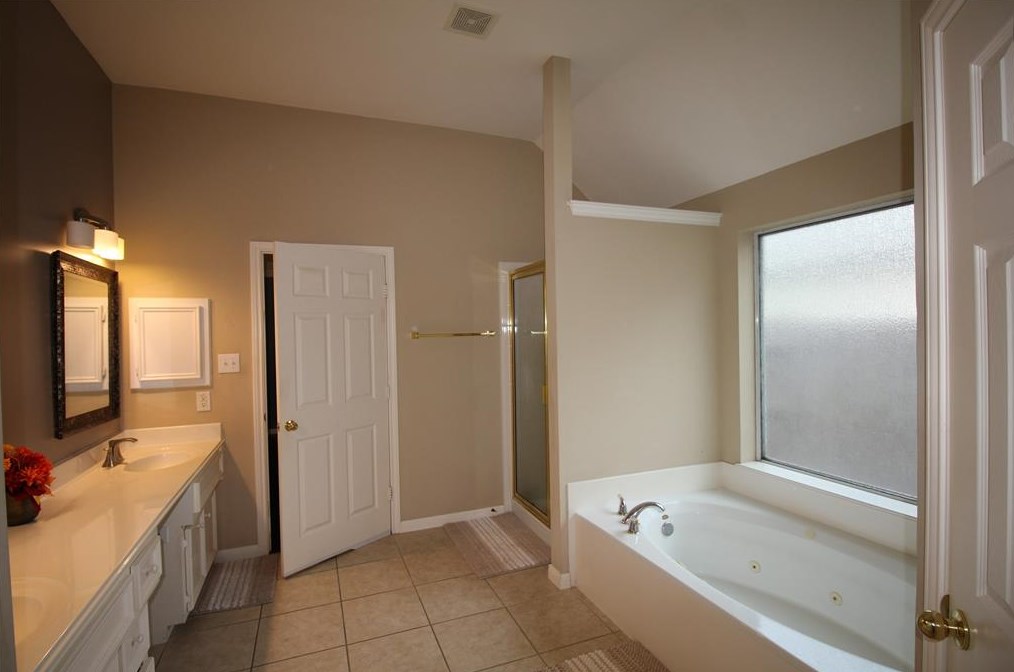 2506 Hampton Park Ln, Sugar Land TX  77479-1258 exterior