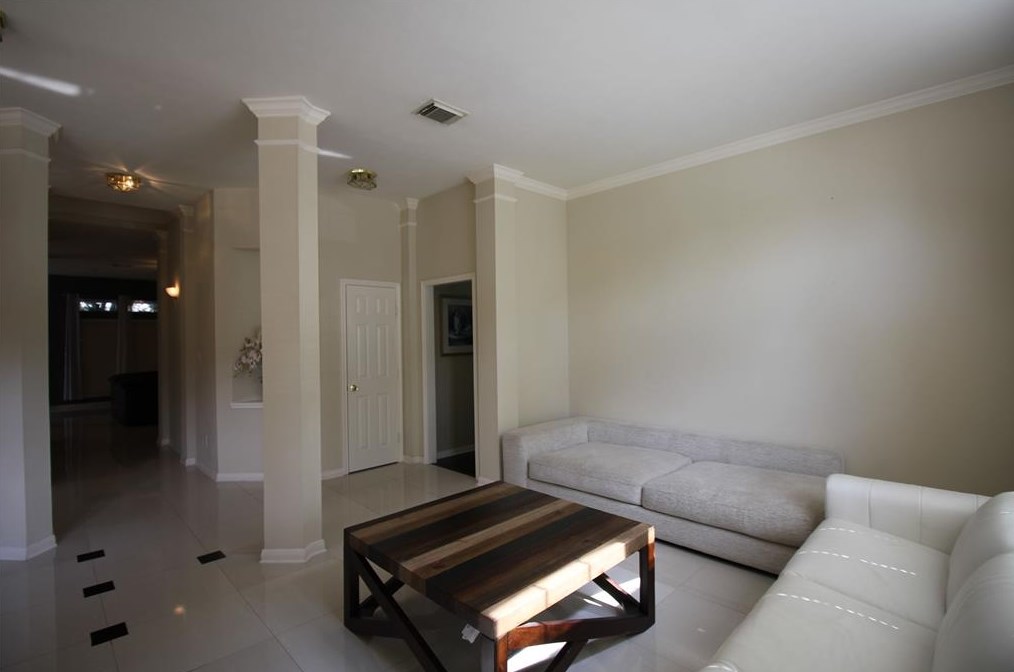 2506 Hampton Park Ln, Sugar Land TX  77479-1258 exterior