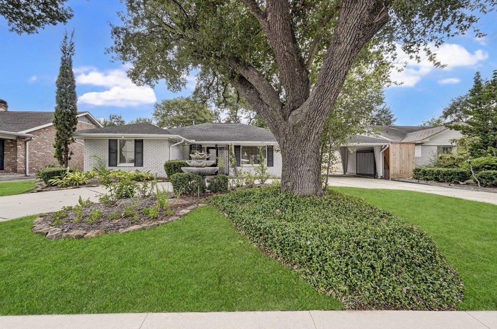 5663 San Felipe St, Houston TX  77056-2604 exterior