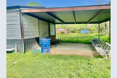 201 W Pine Street, Crockett, TX 75835 - Photo 9