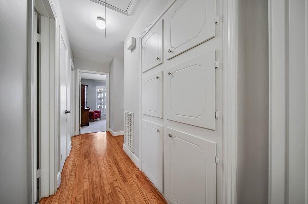 1010 Richelieu Ln, Houston TX 77018-1833 exterior