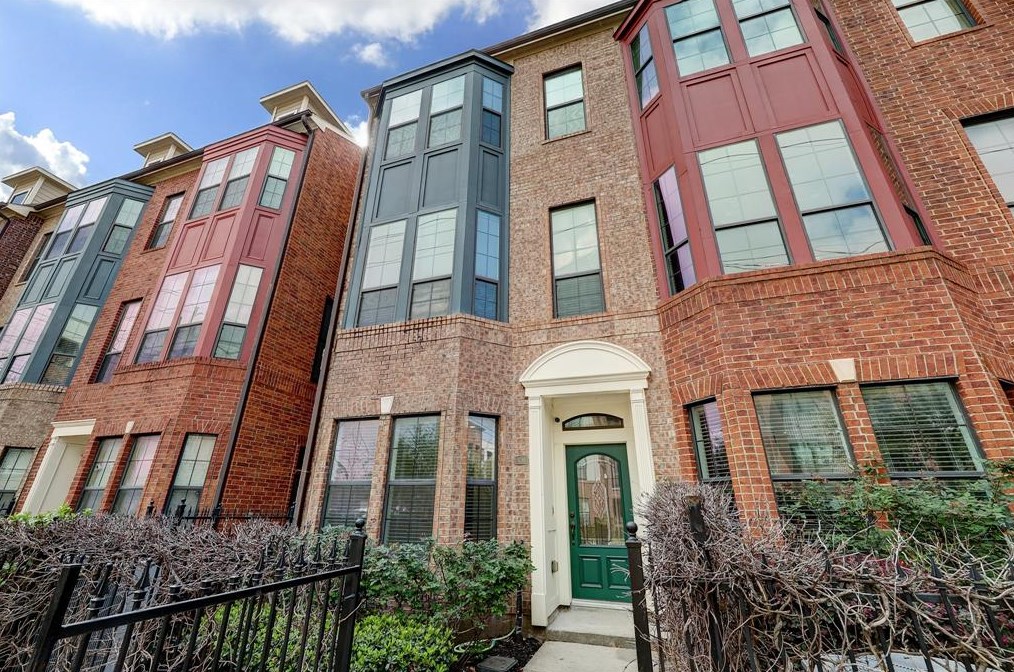 2110 Shearn St, Houston TX  77007-3962 exterior