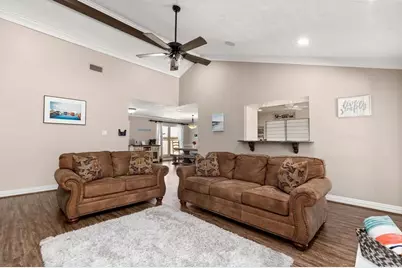 1464 Lakeside Drive W, Canyon Lake, TX 78133 - Photo 11