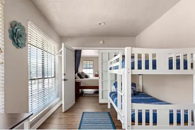 1464 Lakeside Drive W, Canyon Lake, TX 78133 - Photo 25