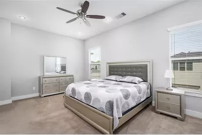 427 Yale Oaks Lane, Houston, TX 77091 - Photo 11