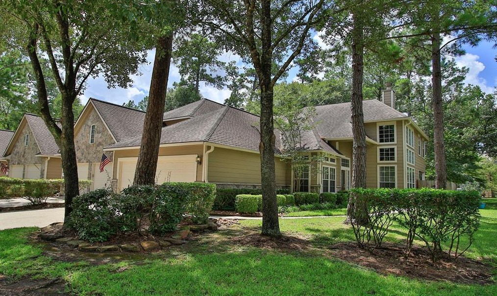 19 Harvest Wind Pl, Spring TX  77382-3602 exterior