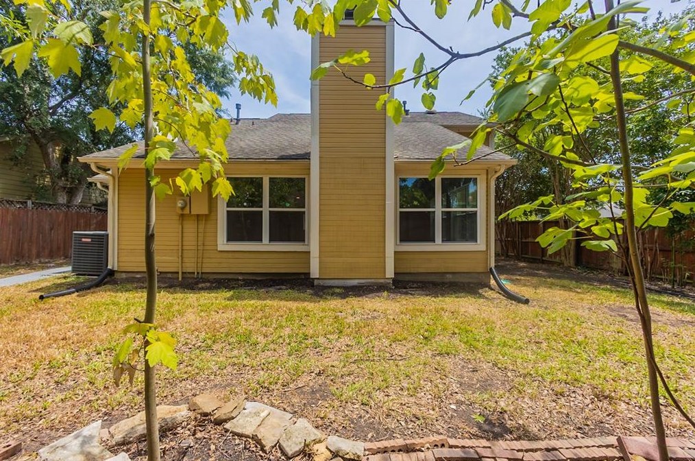 3234 Knl West Dr, Houston TX  77082-3648 exterior