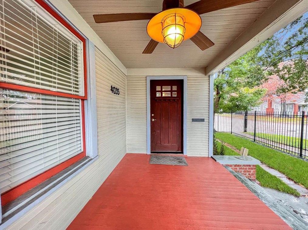 4035 Michaux St, Houston TX  77009-5244 exterior