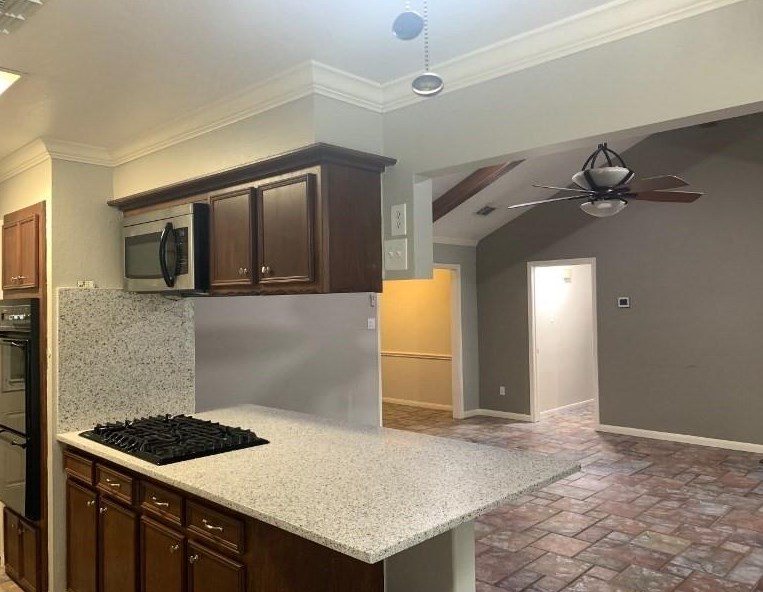 16331 Autumn Wind Dr, Houston TX  77090-4702 exterior