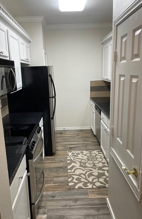 622 Wilcrest Dr, Houston TX  77042-2739 exterior