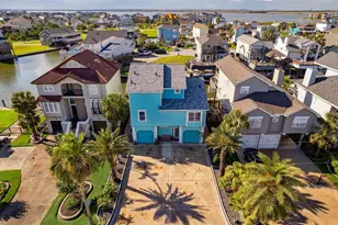 1022 Long Reach Dr, Tiki Island, TX 77554 - Photo 33