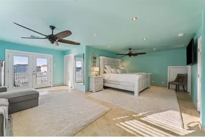 1022 Long Reach Drive, Tiki Island, TX 77554 - Photo 21