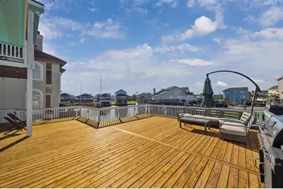 1022 Long Reach Drive, Tiki Island, TX 77554 - Photo 5